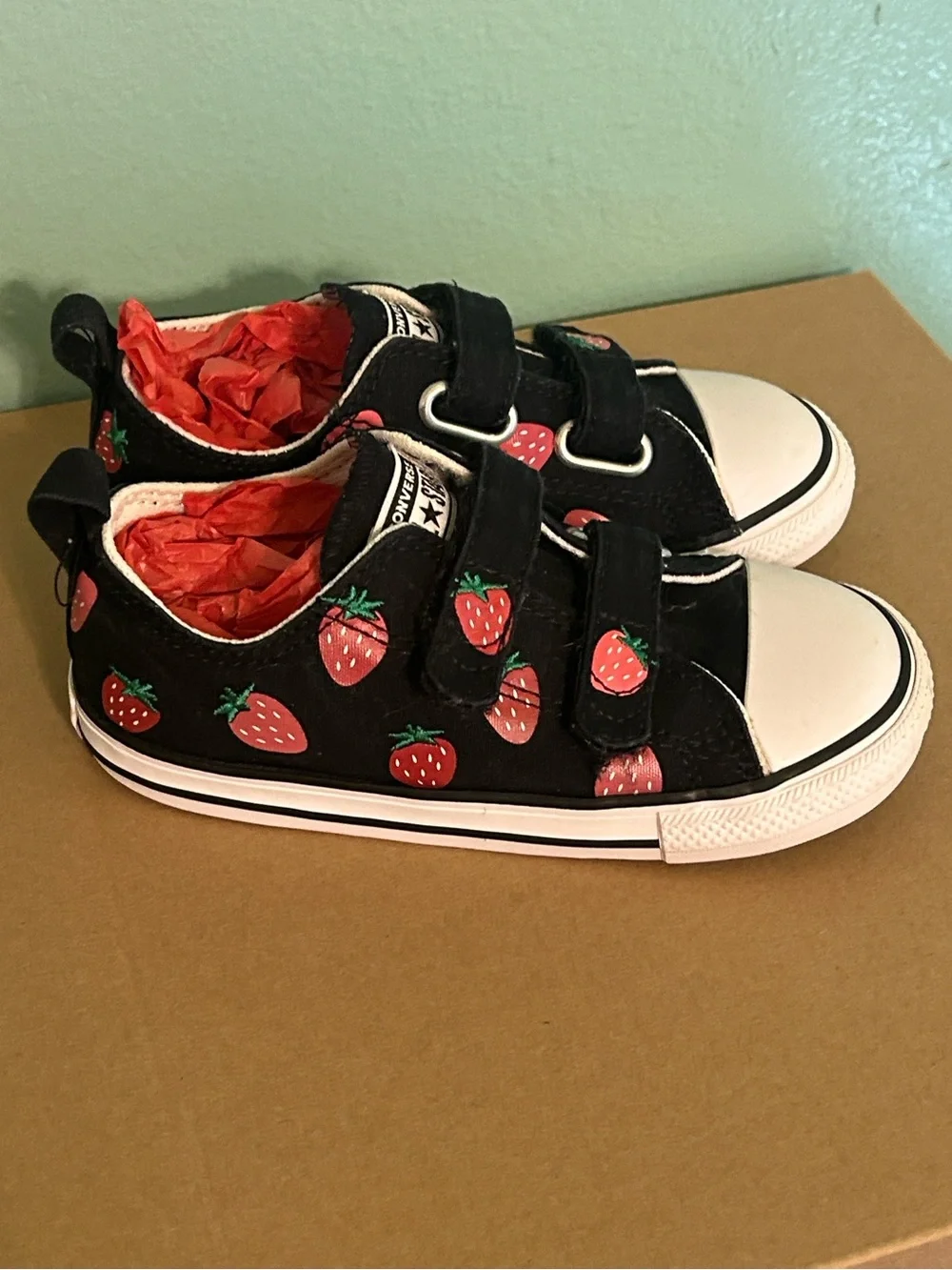 Toddler CTAS Strawberry Jam Easy-On Sneakers🍓